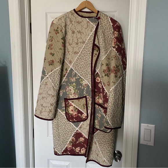 Quilt Coat - Picture 3 of 5